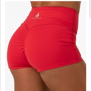 Scrunch bum shorts!